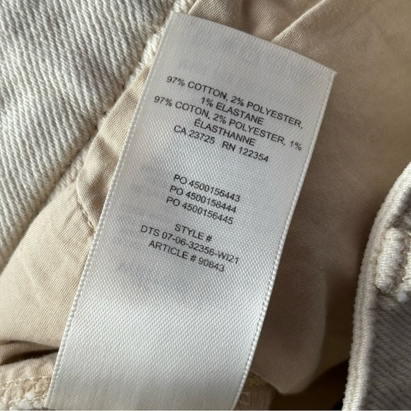 Aritzia Wilfred Free Modern Cargo Pant in Cream (Birch) - Picture 12 of 12